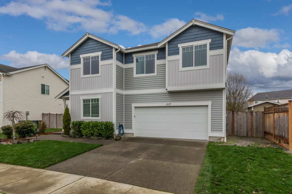 4 Beds 2.5 bath homes in Orting