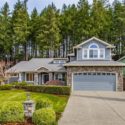 Luxury 4 BDR Home in Puyallup!