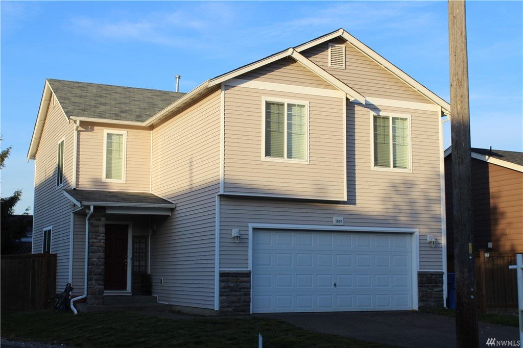 4 Beds 2.5 bath homes in Spanaway