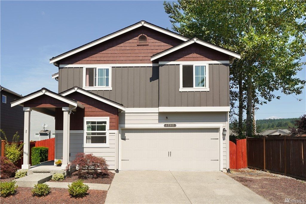 4 Beds 2.5 bath homes in Orting