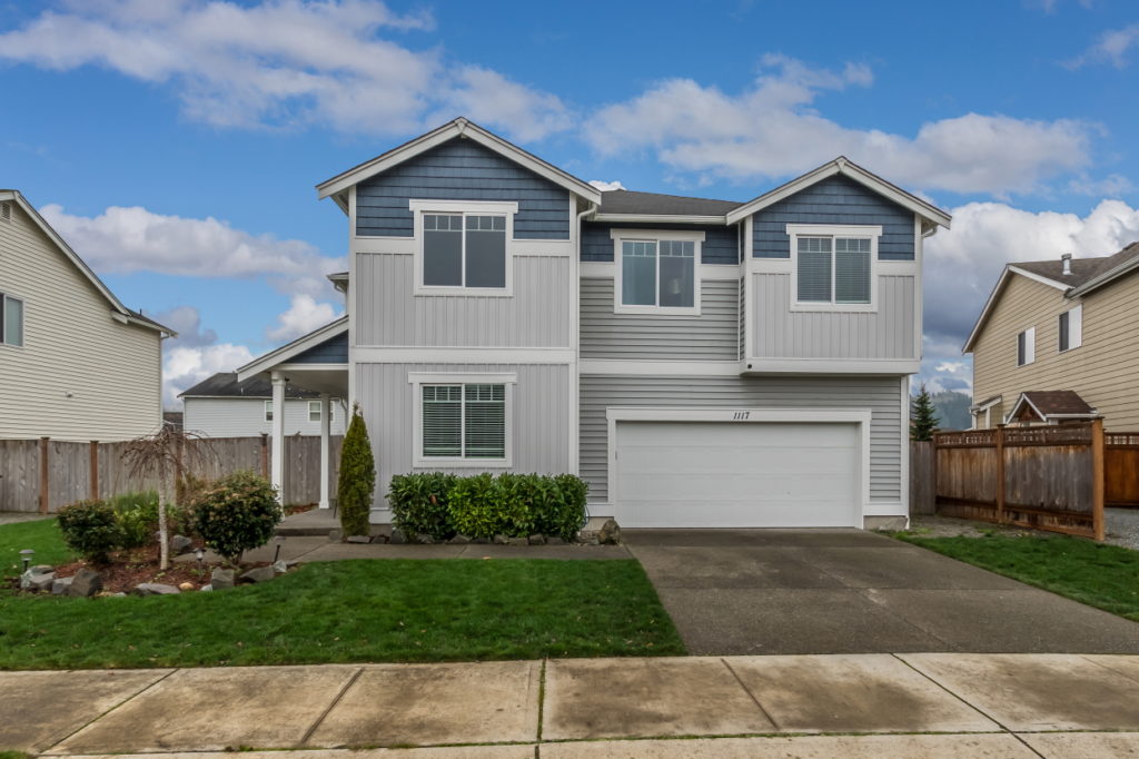 4 Beds 2.5 bath homes in Orting