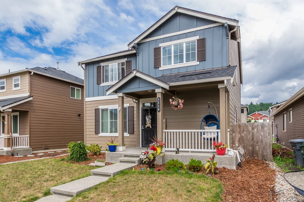 4 Beds 2.5 bath homes in Orting