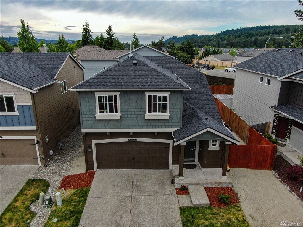 4 Beds 2.25 bath homes in Orting