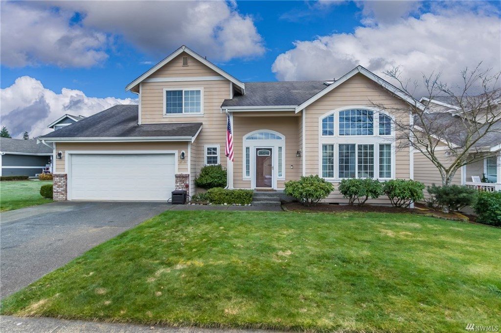 4 Beds 2.5 bath homes in Puyallup